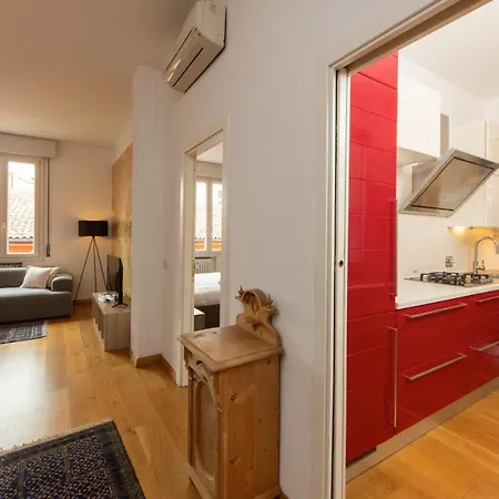 Housmart Sant'isaia 67/2 * Bologna